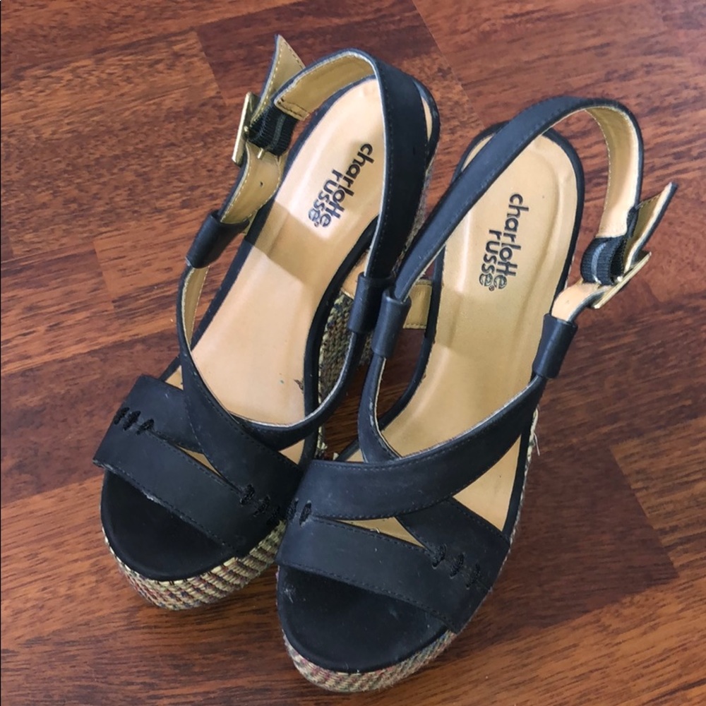 Charlotte Russe Size 6 multi-color Wedges